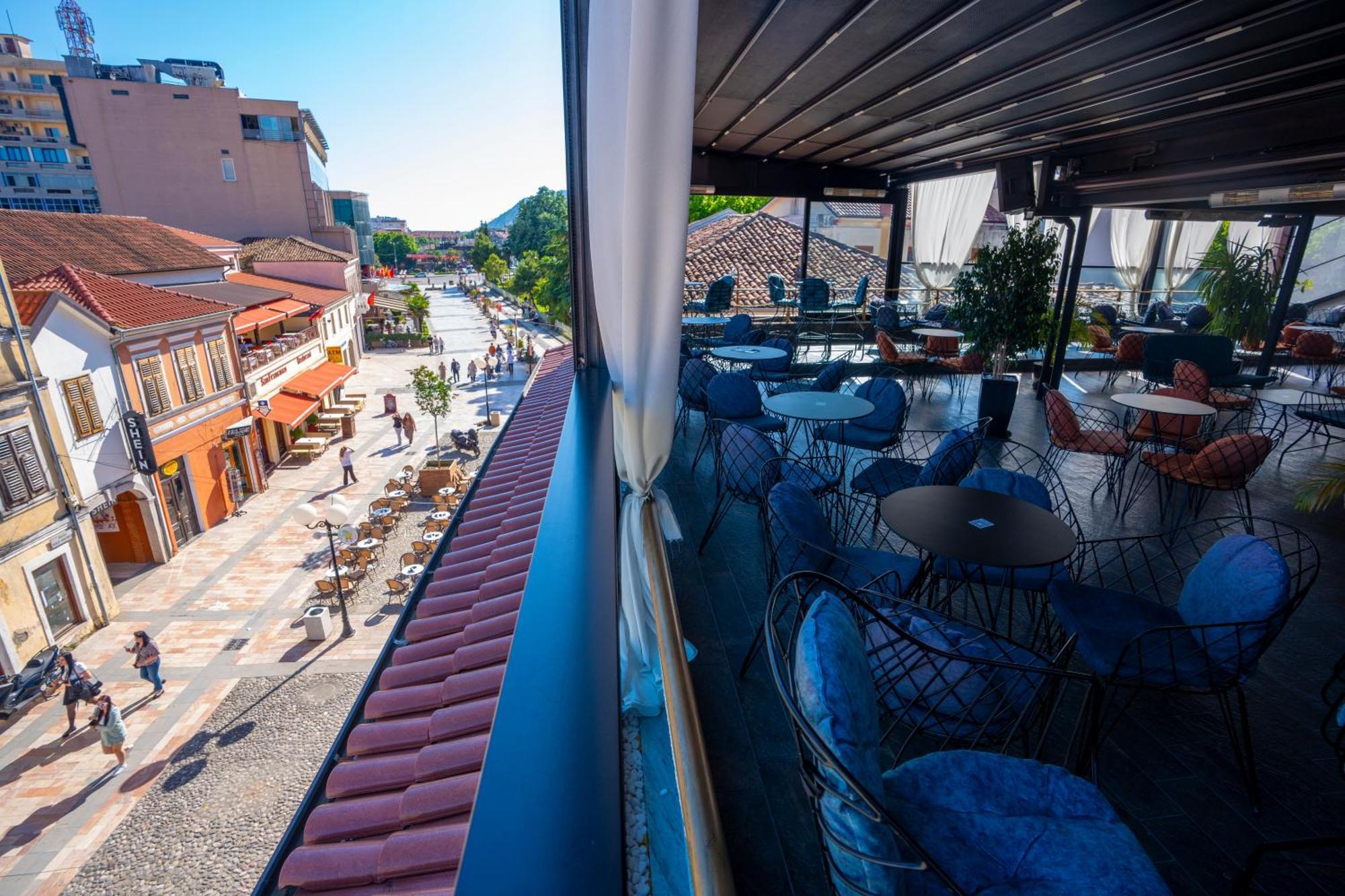 Terrace Hostel & Lounge Bar Шкодер Екстер'єр фото